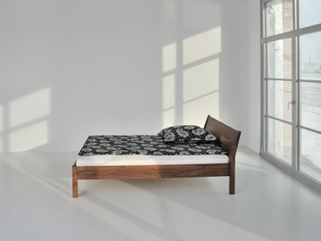 VILLA - Solid wood double bed by Vitamin Design - view 3